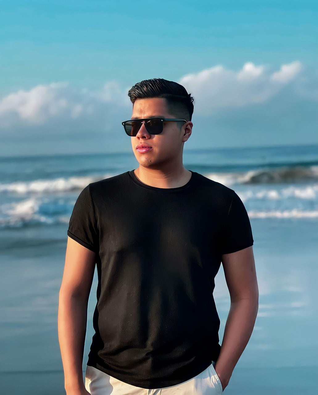 Men Solid Round Neck t-shirt Black